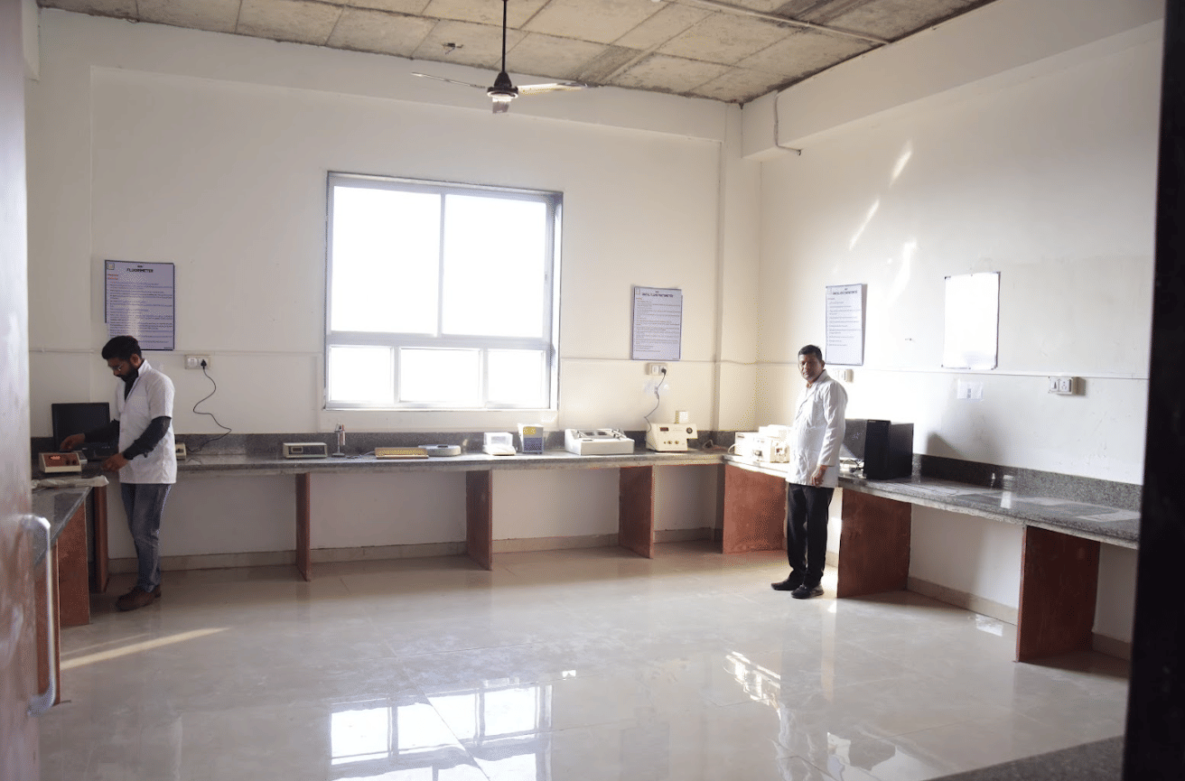 Biyani Institute of Pharmaceutical Sciences Jaipur Pharmacy Lab photo 16